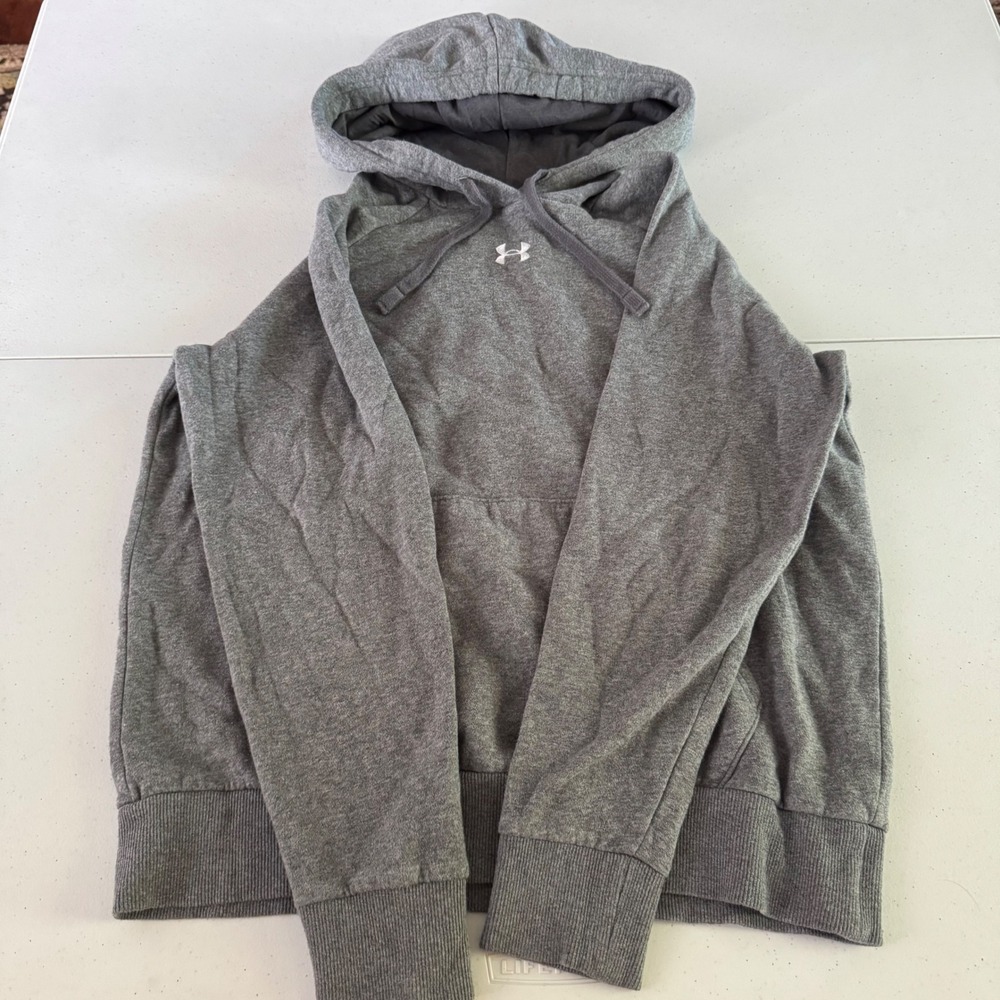 Under Armour Grey Hoodie Womens Small Fleece Pullover UA Logo Athleisure Cozy
